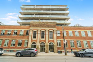 201 Carlaw Ave 223
