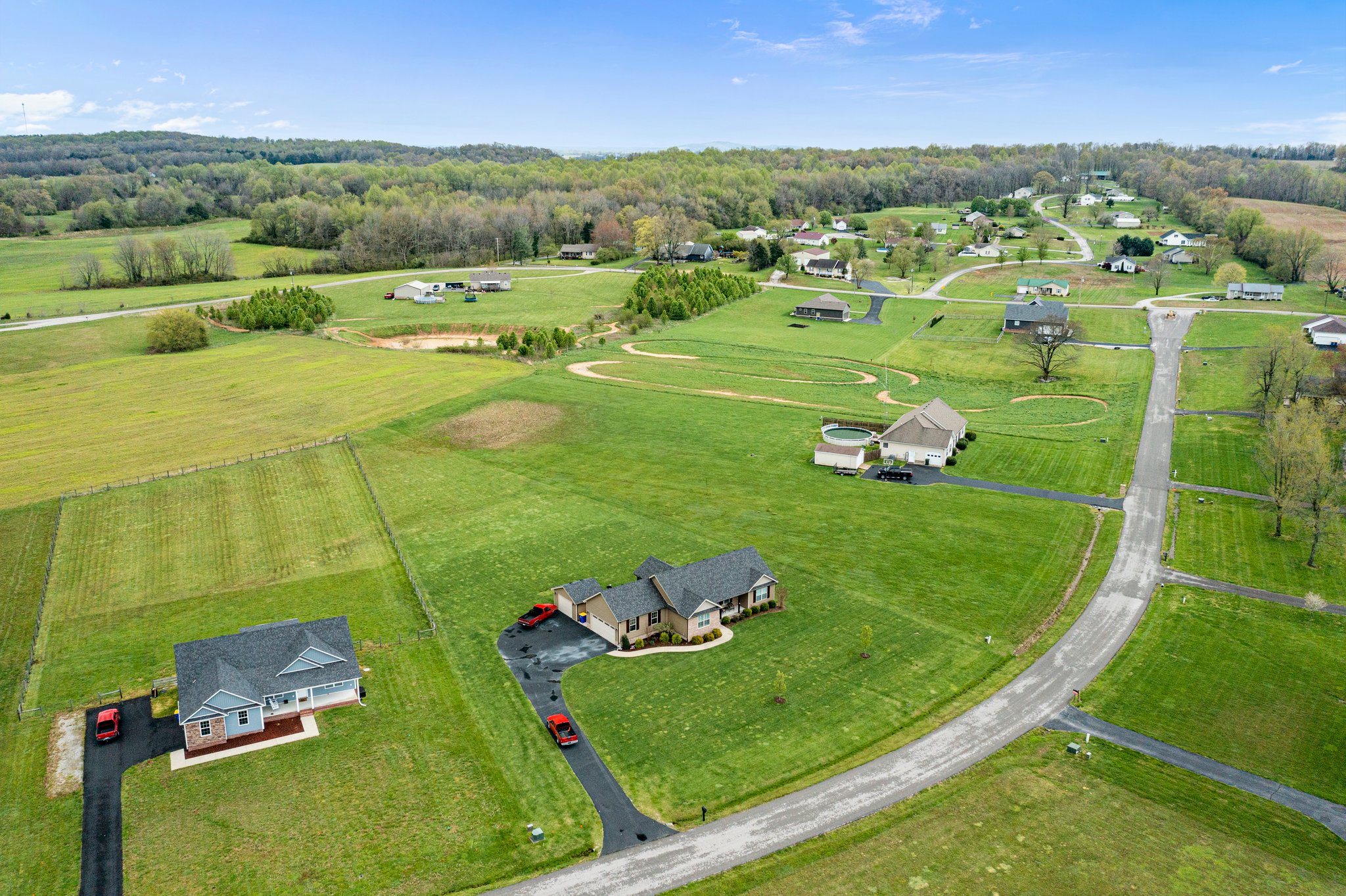 201 Carnes Rd, Smiths Grove, KY 42171 Harris Visual Media, LLC