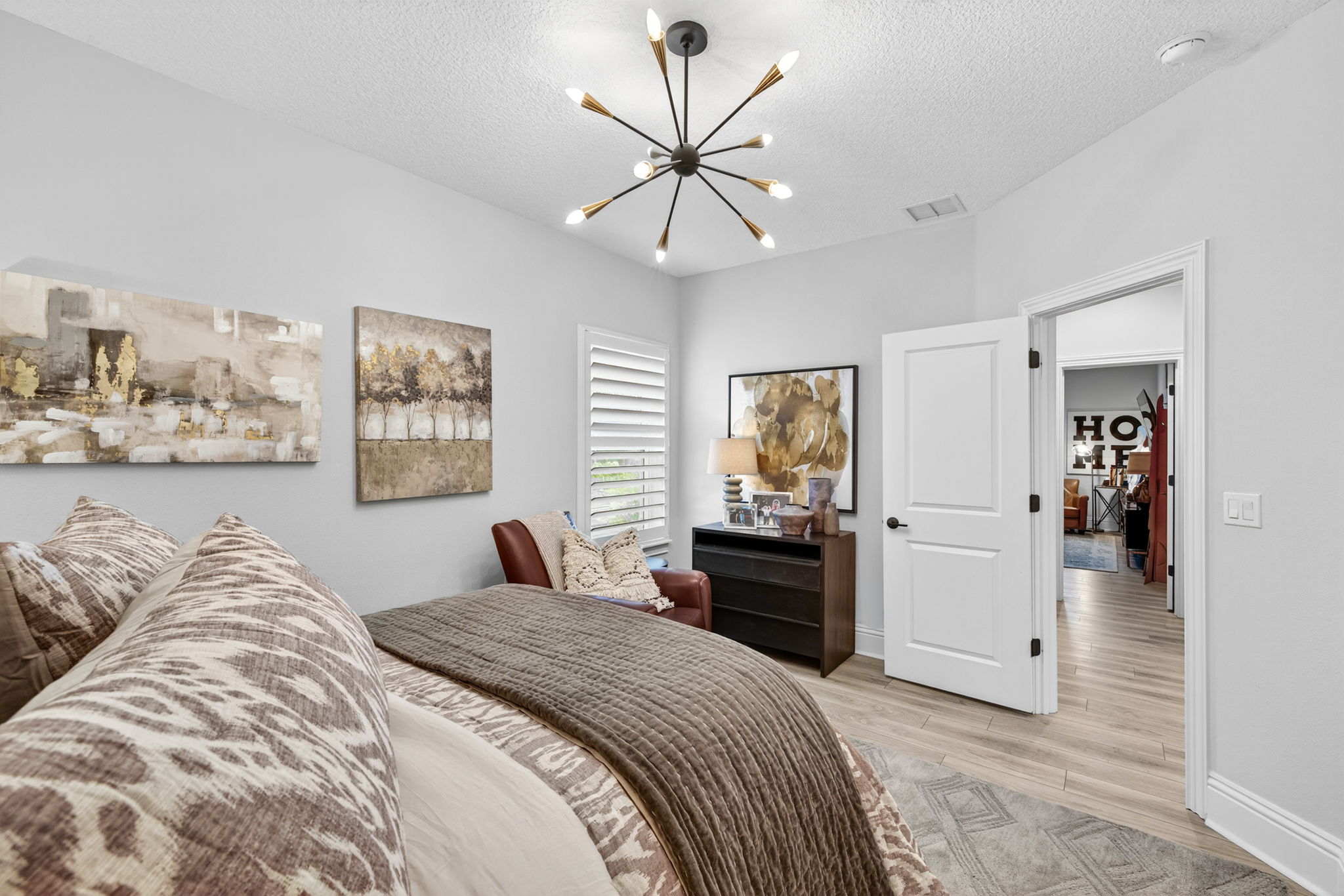 Guest Bedroom 3 - 2 of 2