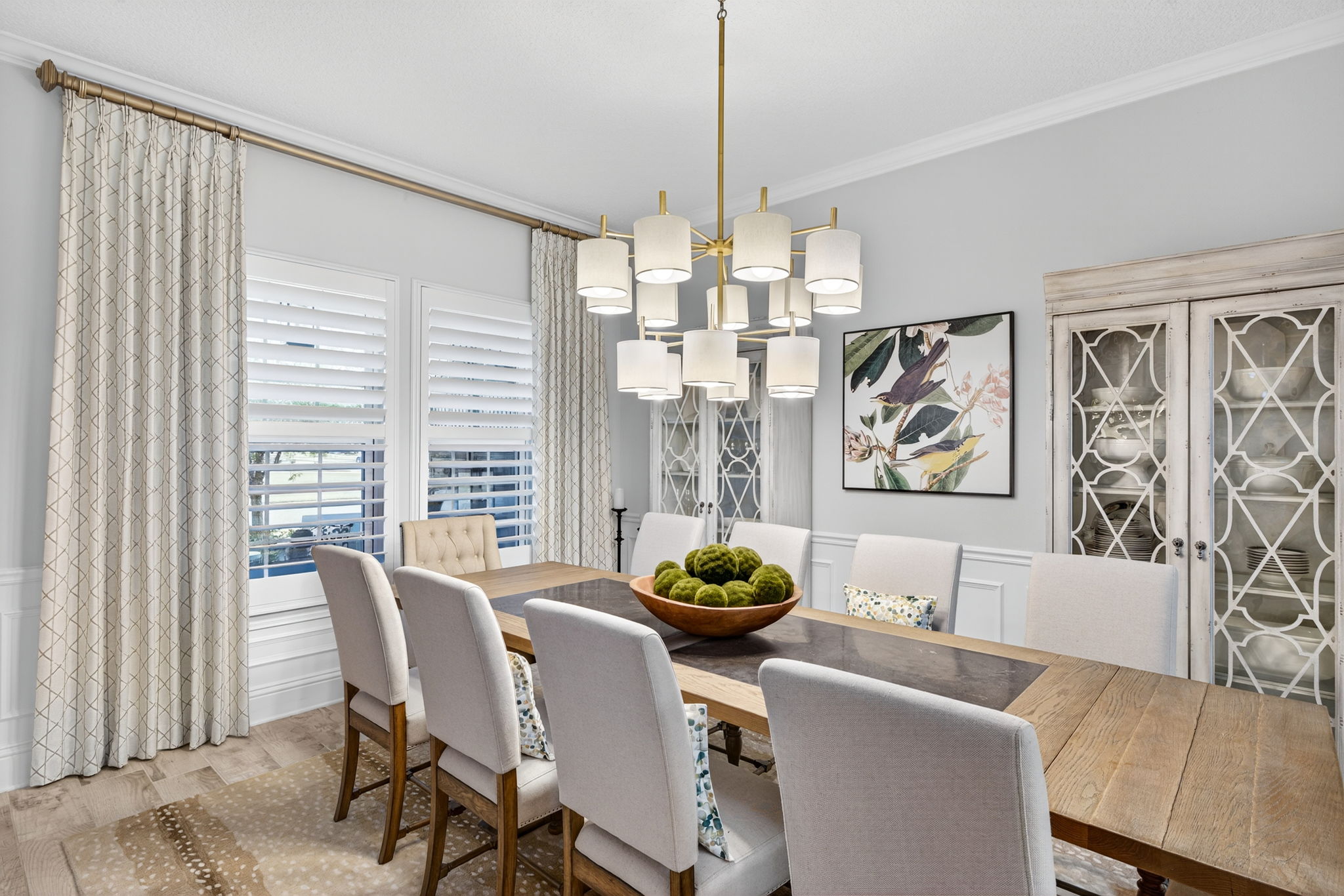 Dining Room 2 - 3 of 4