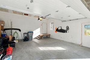  Photo 48