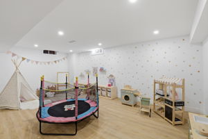  Photo 37