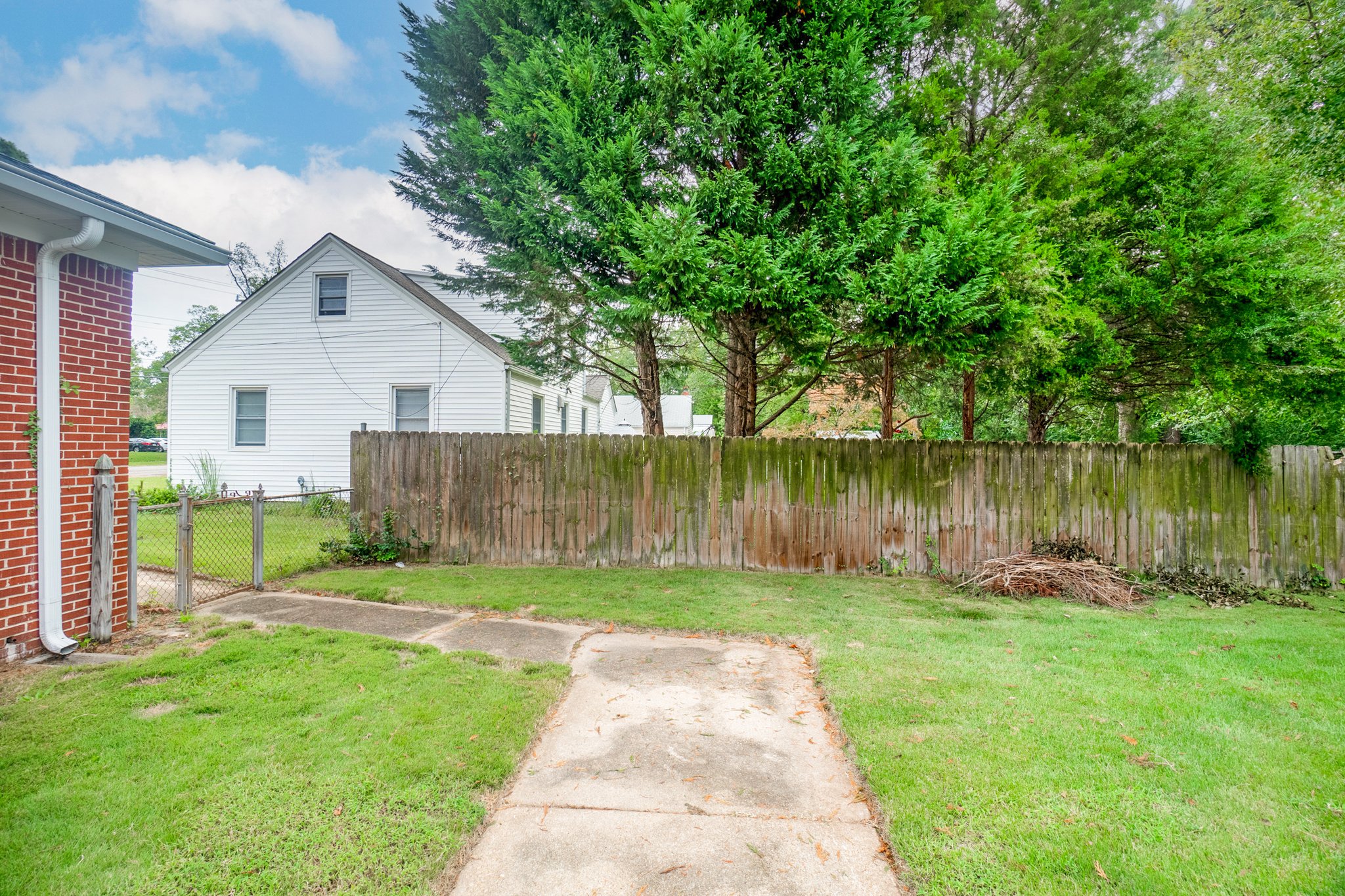 201 E Bayview Blvd, Norfolk, VA 23503 American Real Estate Media