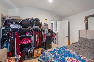  Photo 34