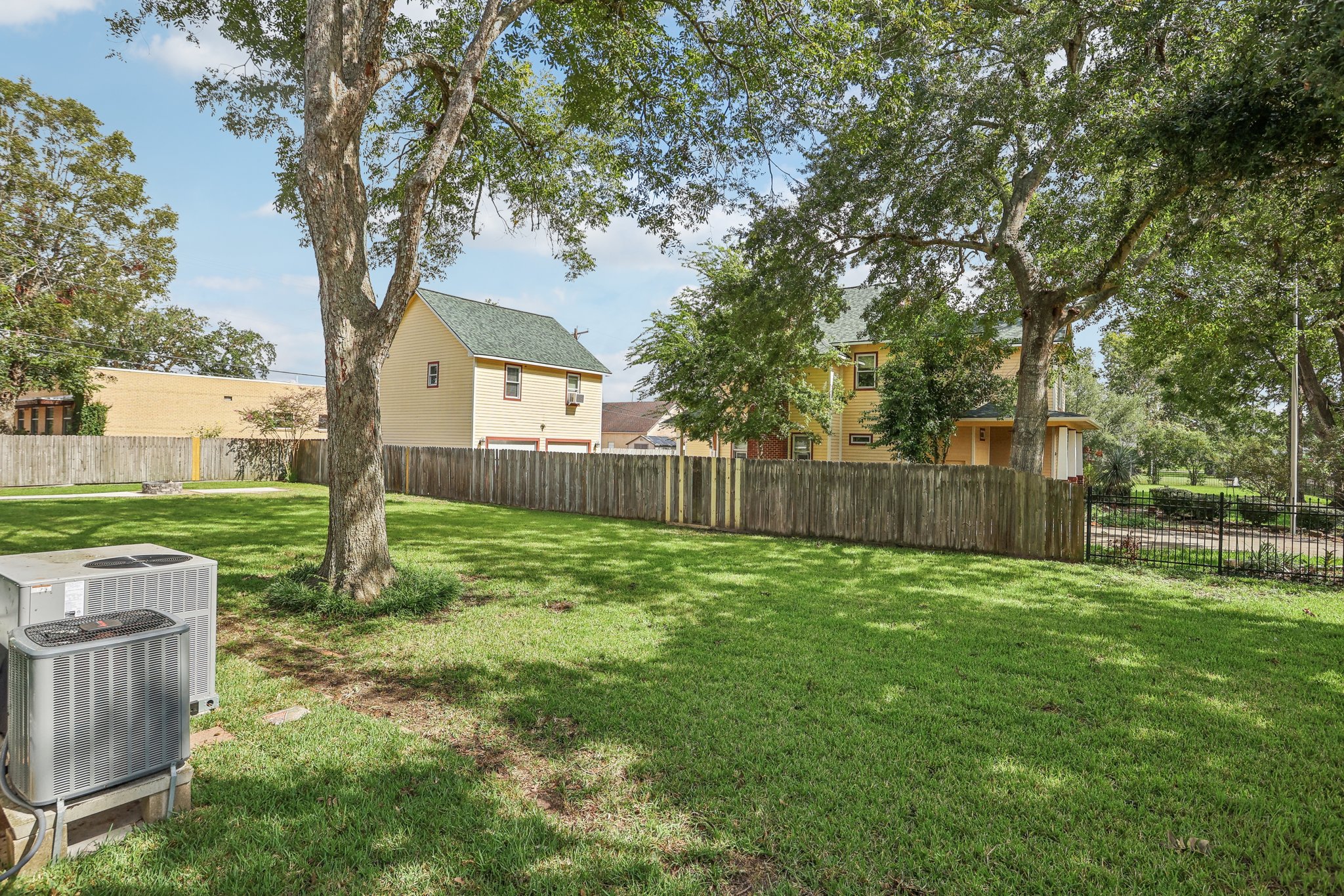 E Wilkins St-032.jpg