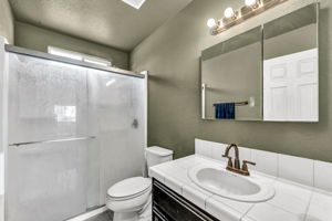  Photo 45