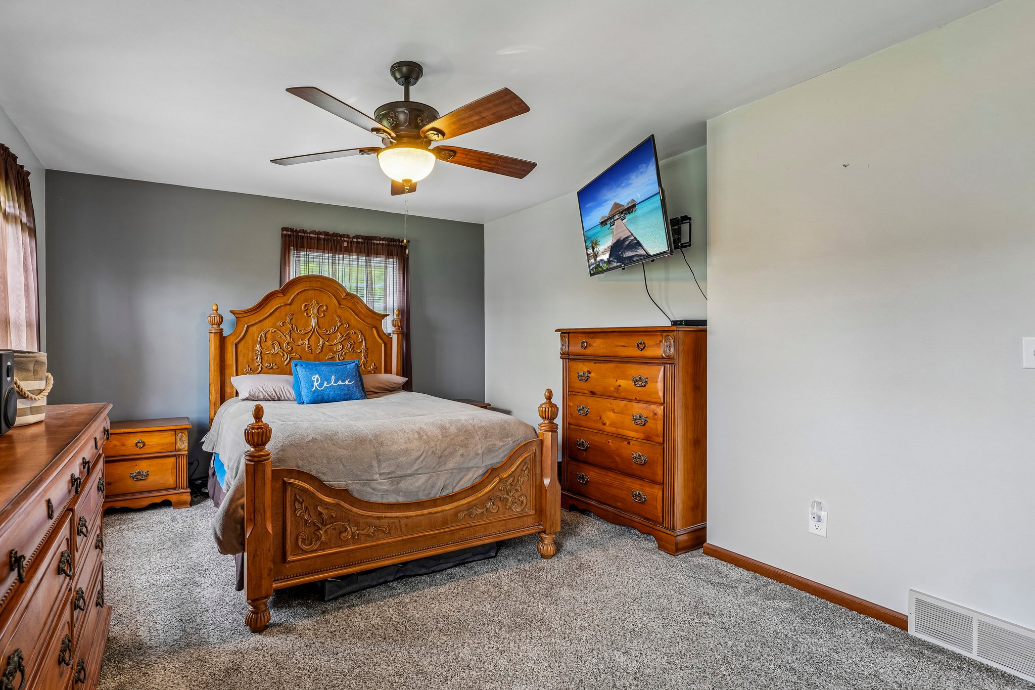 Frew Rd-S1808-024.jpg