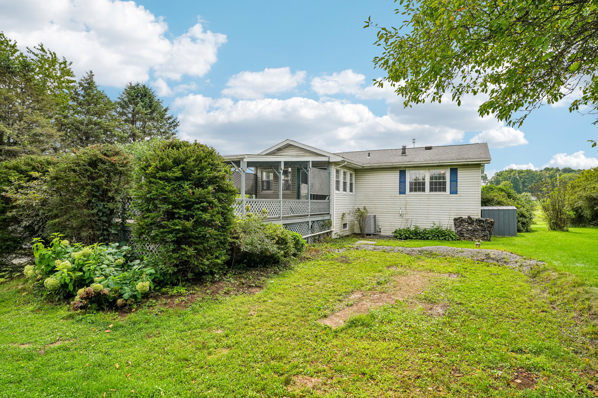 Frew Rd-S1808-041.jpg