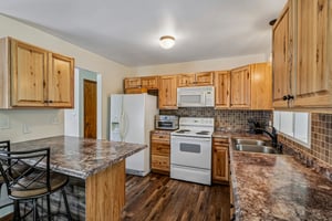Frew Rd-S1808-014.jpg