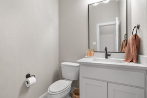  Photo 34