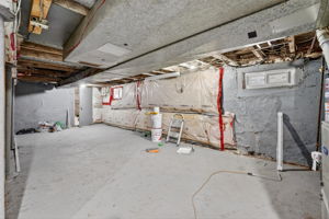  Photo 49
