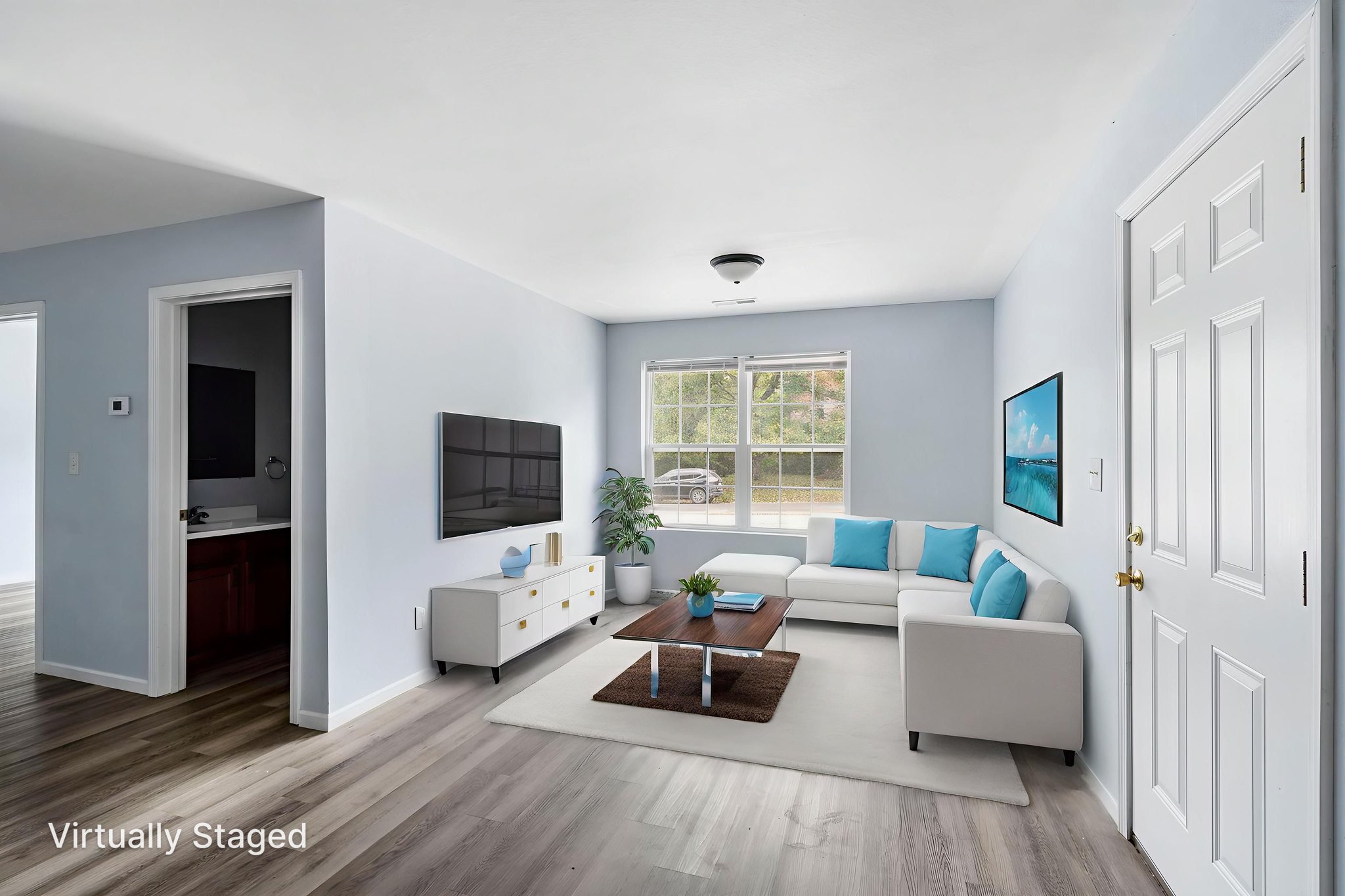 DSC01891 virtually staged.jpeg