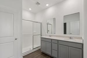 Holly Lane-S0608-021.jpg