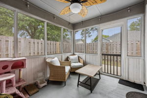 Screened-in Porch