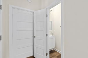  Photo 46