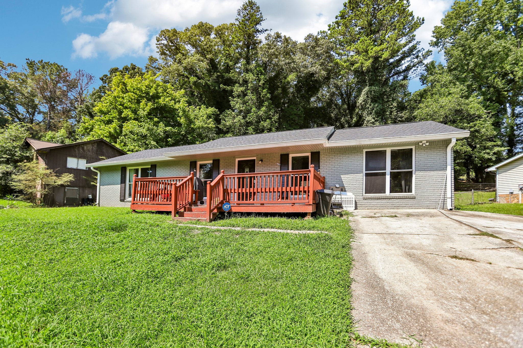 Meadowlark Ln-S0108-002.jpg
