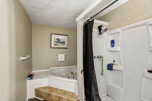 Meadowlark Ln-S0108-024.jpg