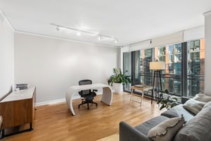 201 N Westshore Dr_006.jpg