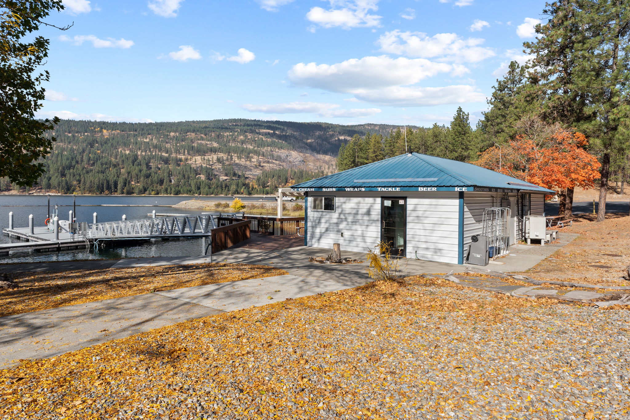 Prime 2.7Acre Lot Just Outside Kettle Falls, Ideal for Your Dream Home