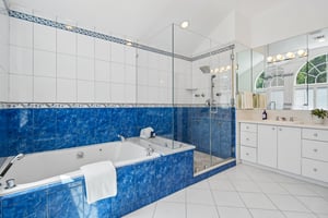 IMG07010.jpg
