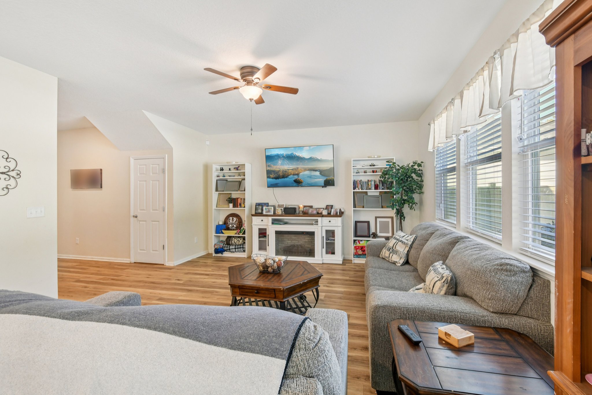 Peace River Rd-S1103-008.jpg