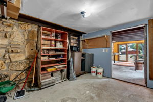  Photo 45