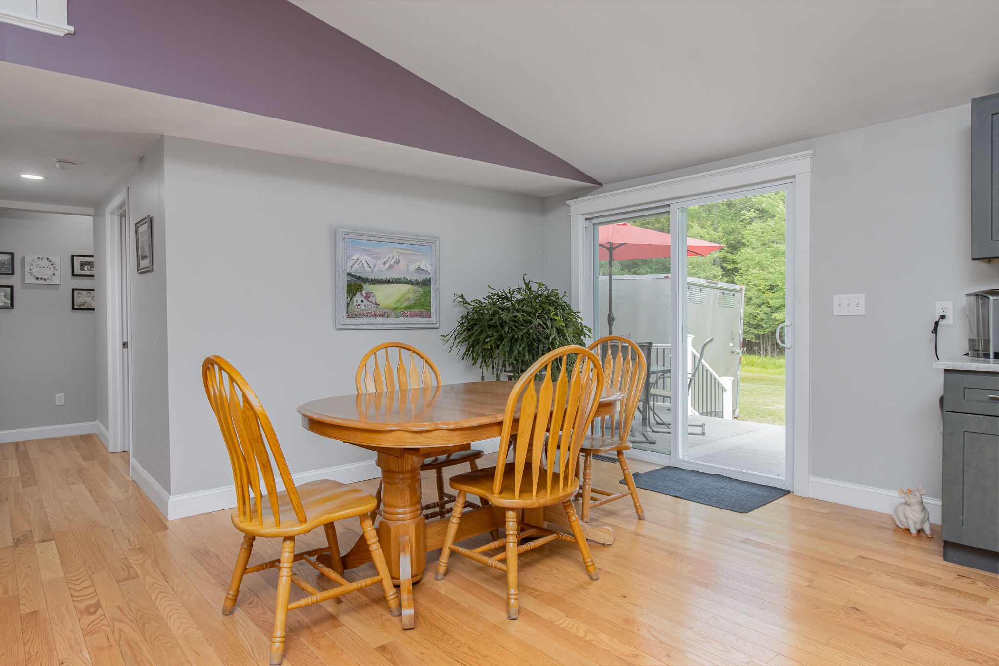 DiningArea-1