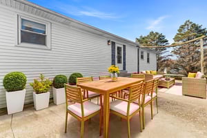 CT4A2226 copy virtually staged.jpeg