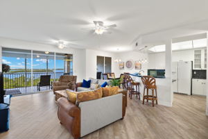 Living Room 2 of 4
