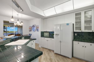 Kitchen 3 of 3