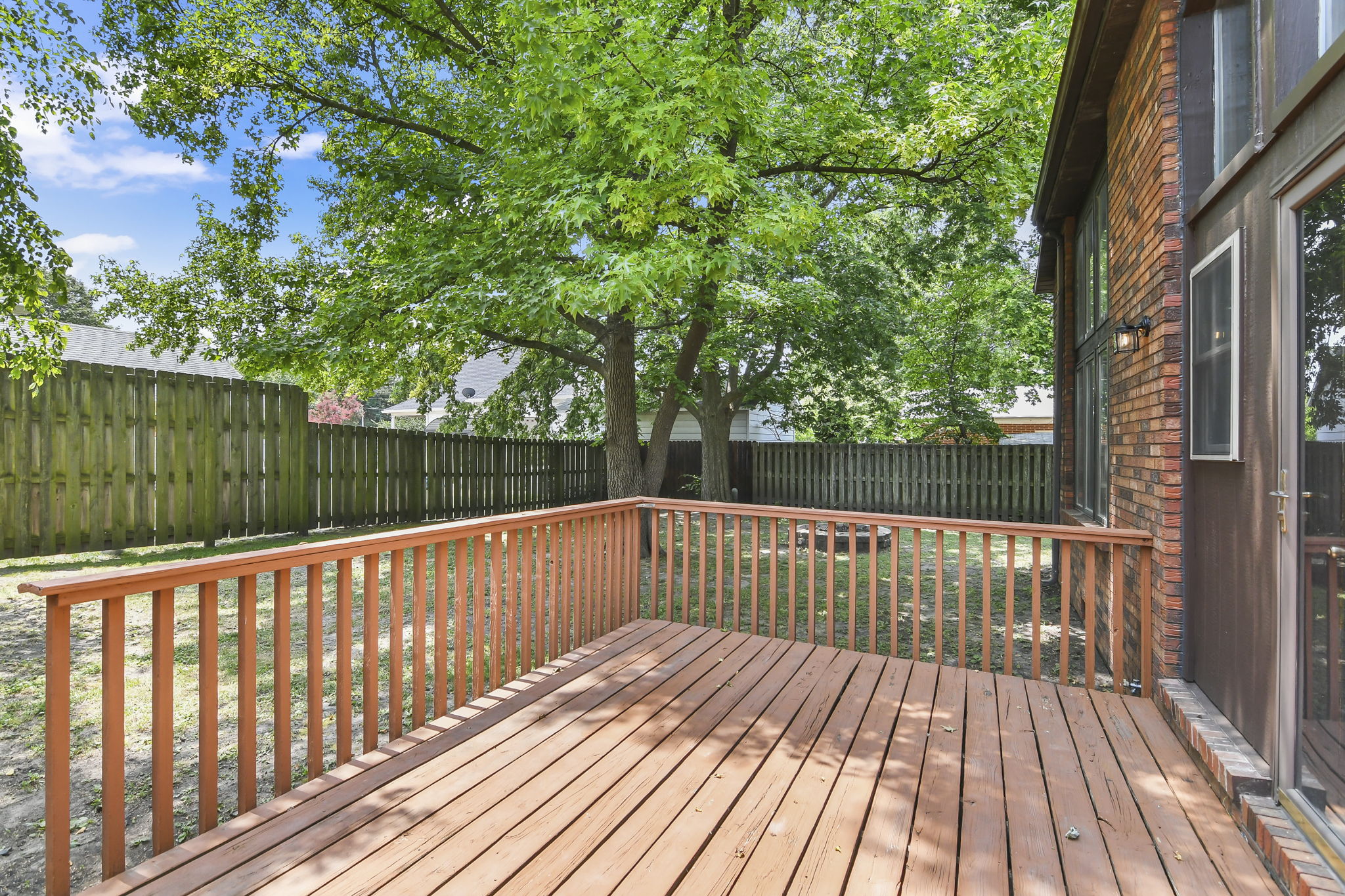 201 W Ellis St, New Berlin, IL 62670 Design Eyes Photography