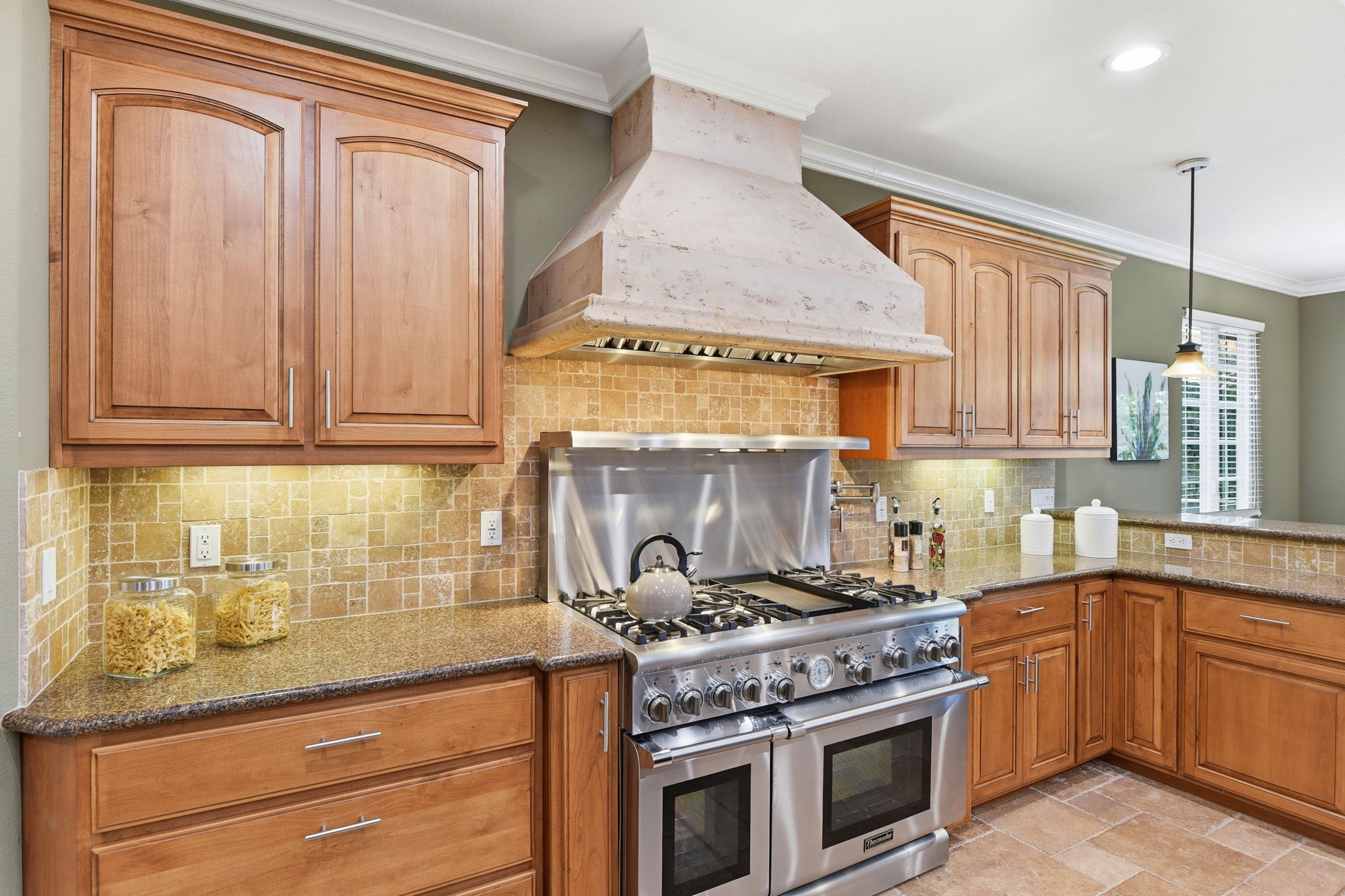 013_F8_201 Westridge Dr