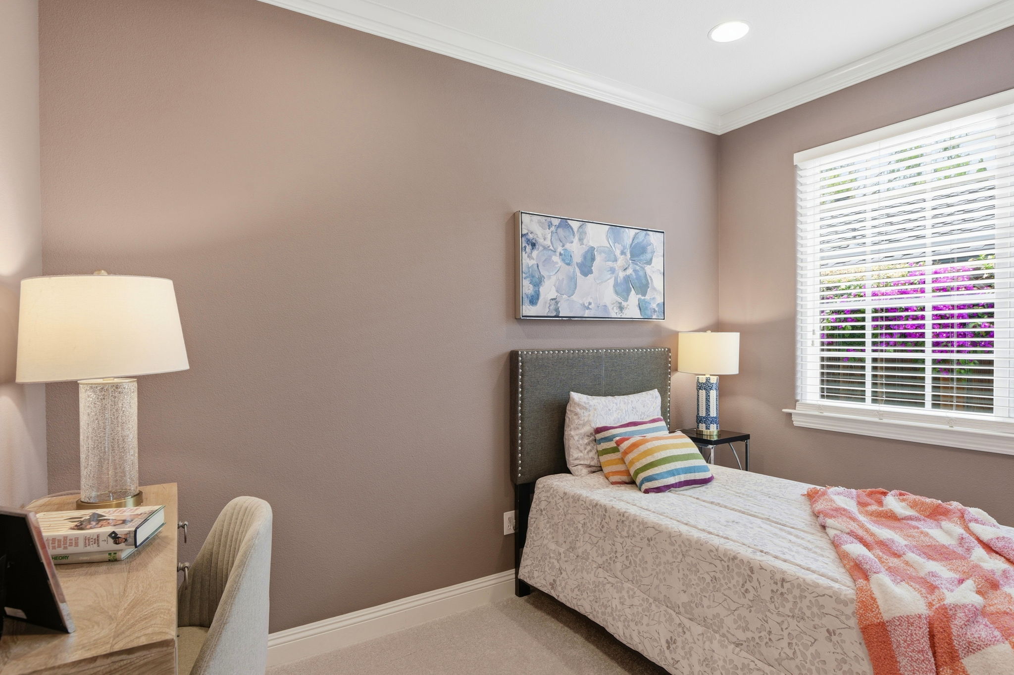 028_F8_201 Westridge Dr