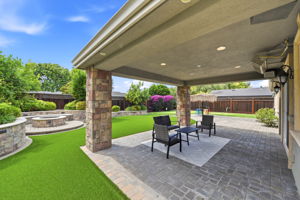 037_F8_201 Westridge Dr