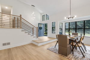Foyer/Dining Room