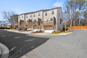 2010 Goldenrod Rd, Roswell, GA 30076, USA Photo 1