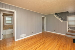 06-Living Room