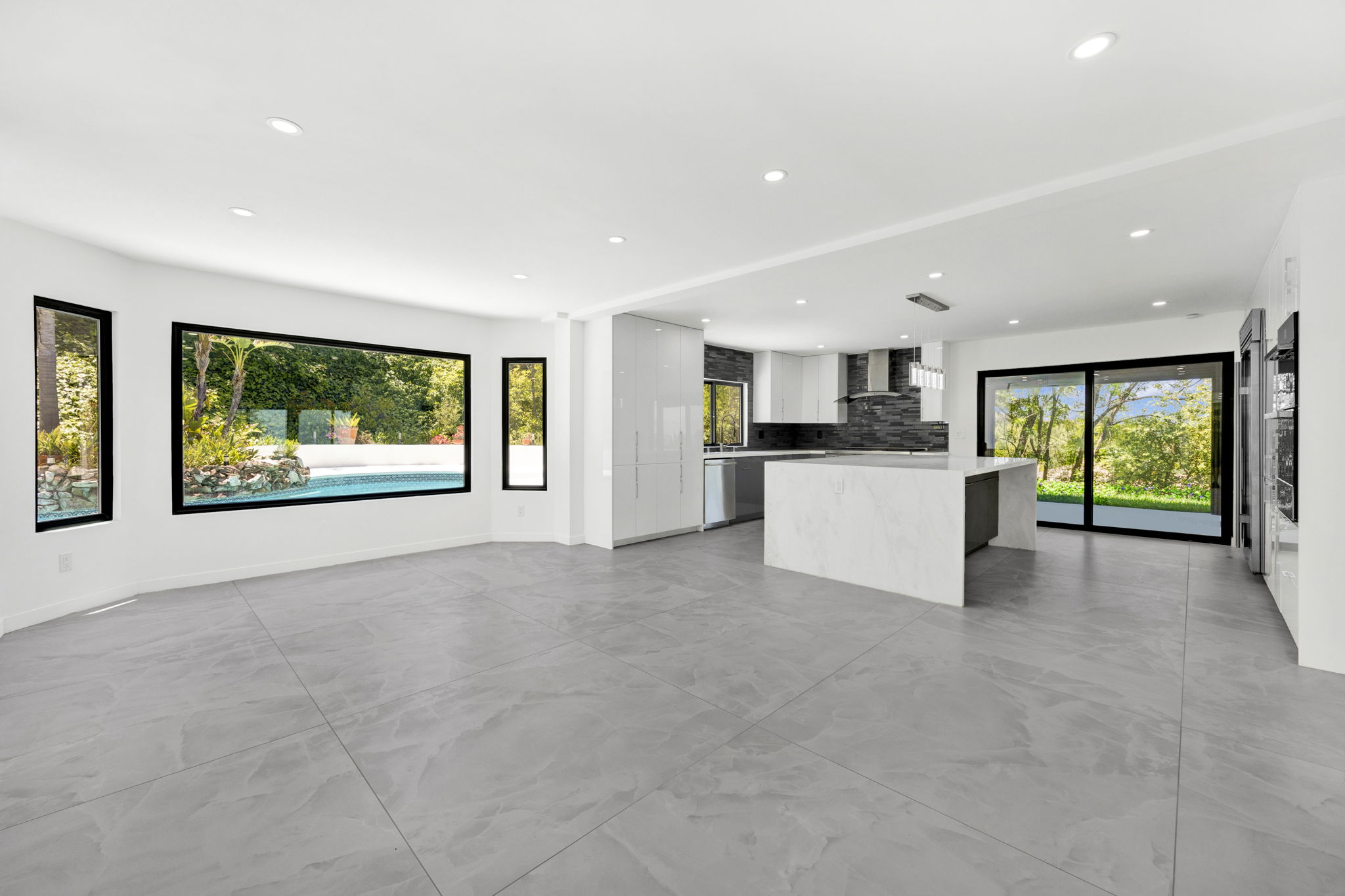 Dining Room/Kitchen