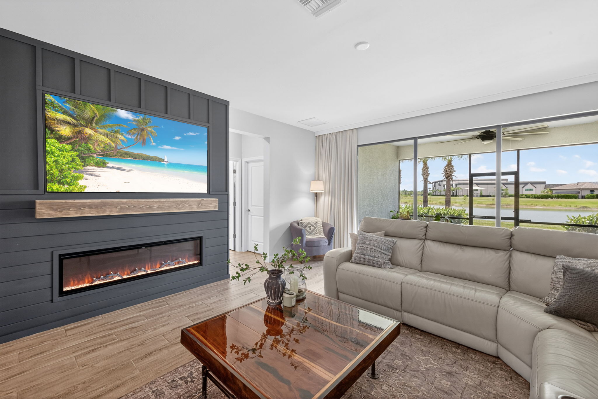 Living Room 2 of 4