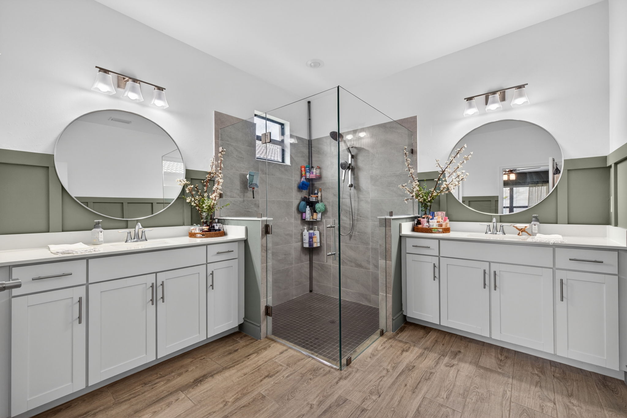 Masters Bathroom 1 of 2