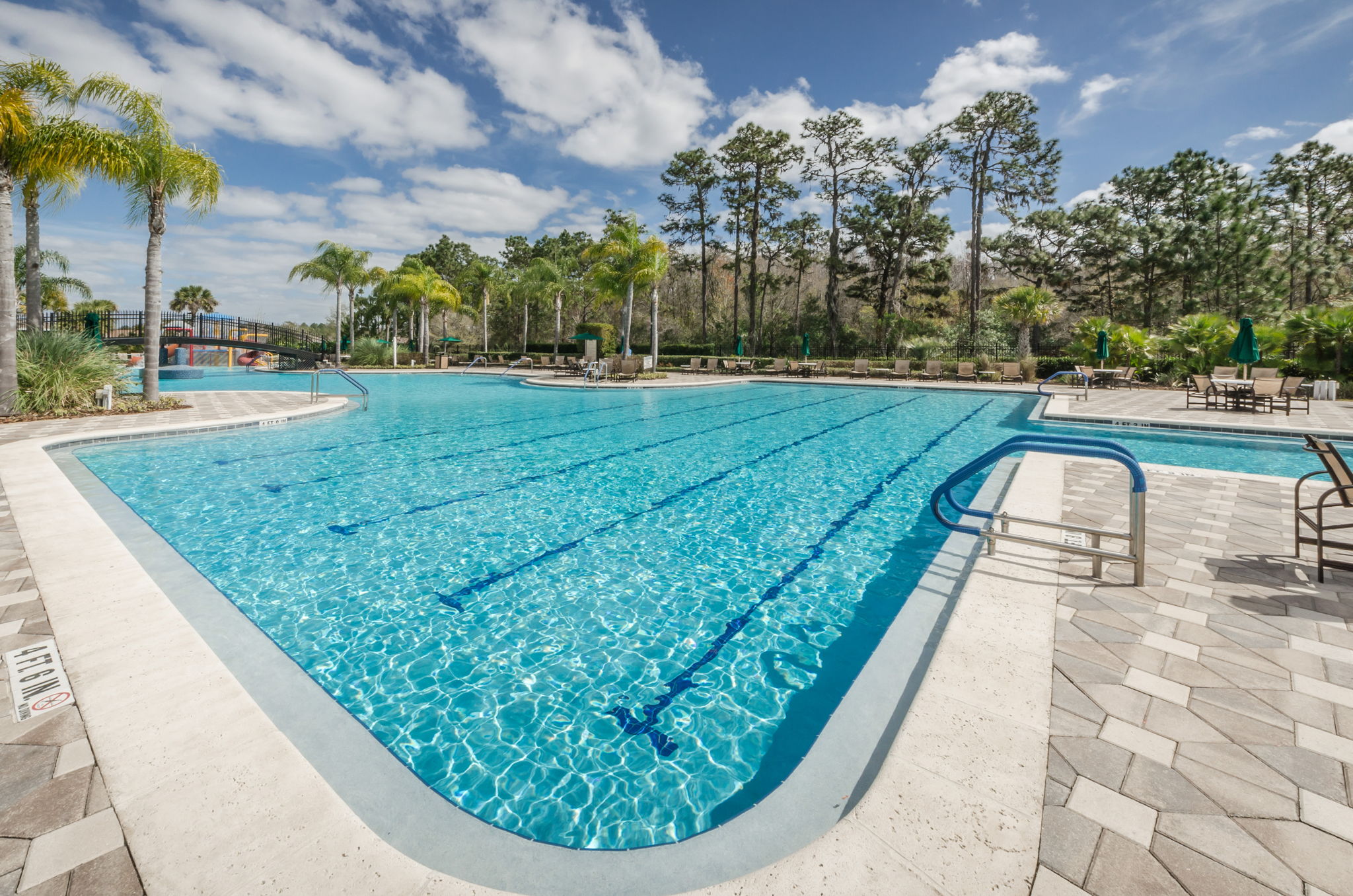 21-Live Oak Pool