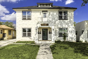 Photo 0