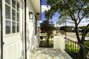  Photo 23