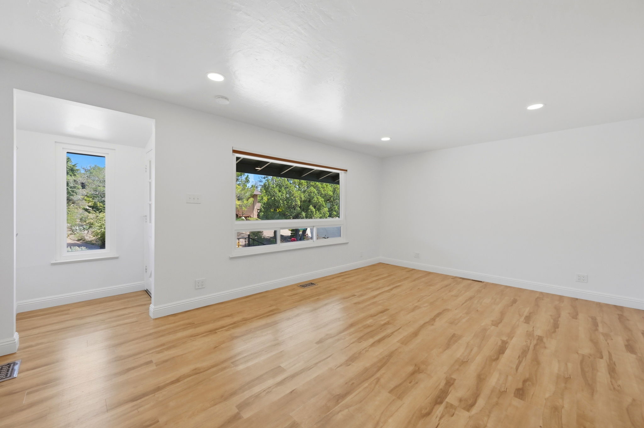 Living Room (1)