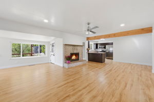 Family Room (1)