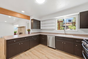 Kitchen (2)
