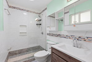 Jr. Suite Bathroom