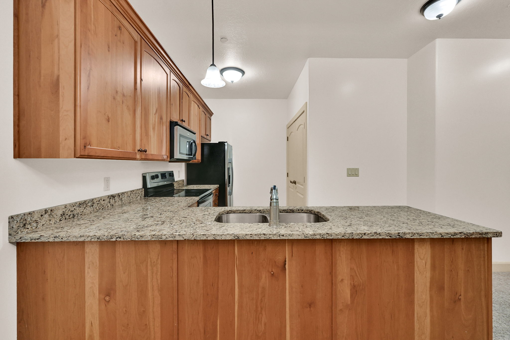 Kitchen/Breakfast Bar