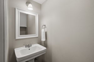  Photo 35