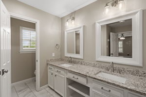  Photo 39